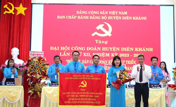 Đoàn viên, người lao động đoàn kết xây dựng Diên Khánh thành thị xã - Ảnh 5.