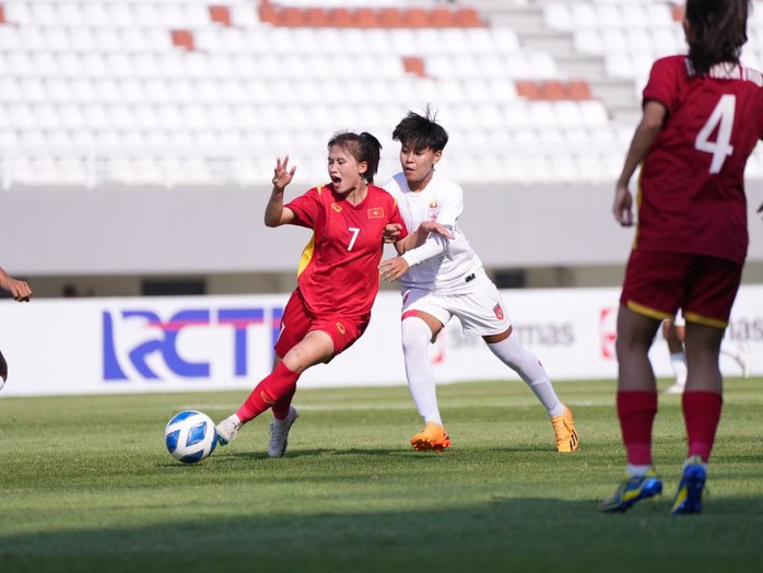 Tuyển nữ Việt Nam giành vé đầu tiên vào chung kết U19 Đông Nam Á 2023 - Ảnh 2.