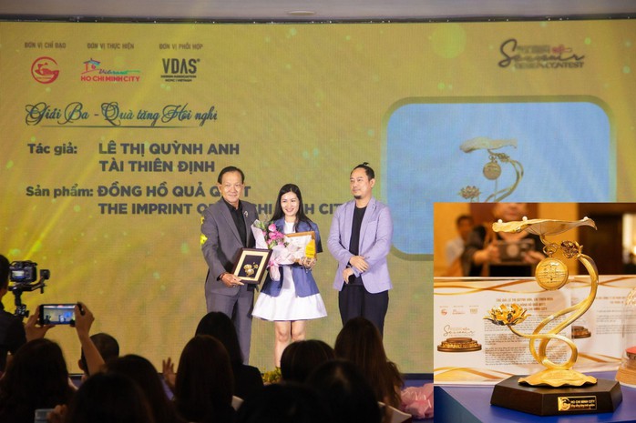 Nhiều nhà thiết kế PNJ đạt giải trong cuộc thi Thiết kế quà tặng lưu niệm - du lịch TP HCM - Ảnh 3. Nhiều nhà thiết kế PNJ đạt giải trong cuộc thi Thiết kế quà tặng lưu niệm - du lịch TP HCM - Ảnh 3.