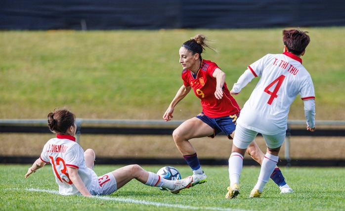 World Cup nữ 2023: Tuyển Việt Nam thua đậm trong trận thử lửa cuối cùng - Ảnh 2.