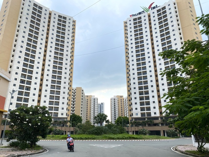 TP HCM tiếp tục bán đấu 3.790 căn hộ và 4 lô đất ở Thủ Thiêm - Ảnh 1.