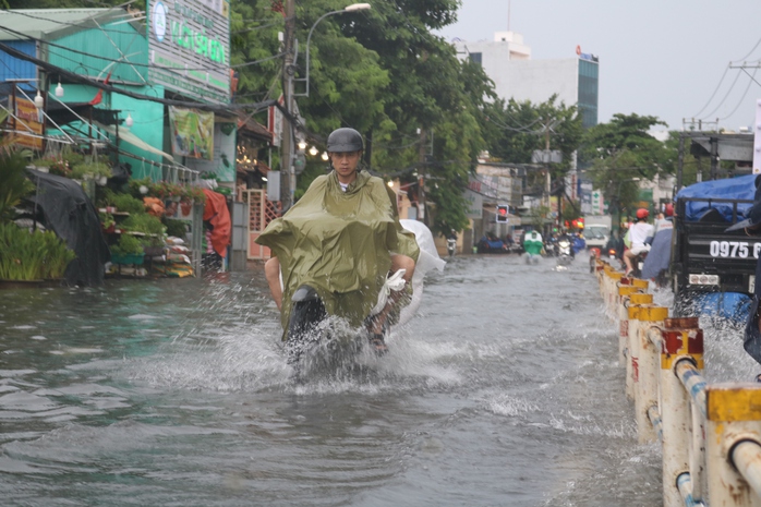 Mưa tăng trở lại ở Nam Bộ - Ảnh 1.