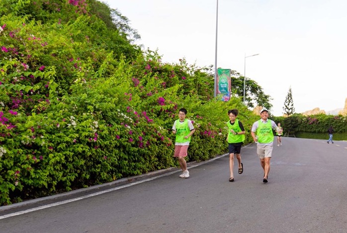 Khánh Hòa phát động chương trình “Hành động xanh - Vì tương lai xanh” - Ảnh 7. Khánh Hòa phát động chương trình “Hành động xanh - Vì tương lai xanh” - Ảnh 7.