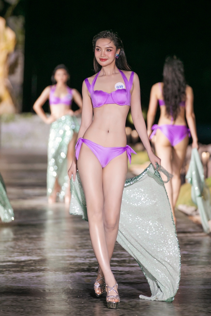Dàn hoa hậu đốt mắt khán giả trong trang phục bikini - Ảnh 13. Dàn tỷ lệ cá cược kèo nhà cái hậu đốt mắt khán giả trong trang phục bikini - Ảnh 13.