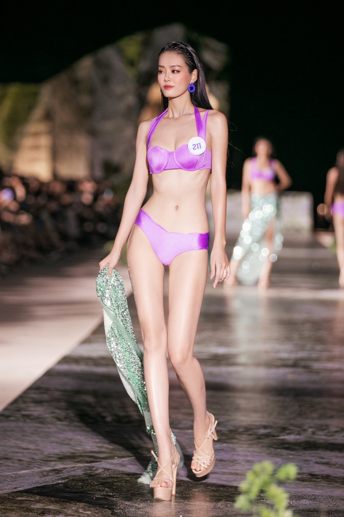 Dàn hoa hậu đốt mắt khán giả trong trang phục bikini - Ảnh 4. Dàn tỷ lệ cá cược kèo nhà cái hậu đốt mắt khán giả trong trang phục bikini - Ảnh 4.