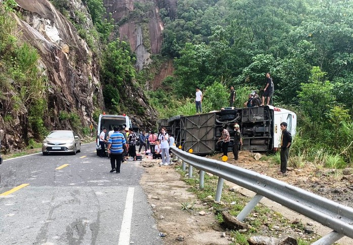 Danh tính các nạn nhân vụ tai nạn 4 người Trung Quốc tử vong ở đèo Khánh Lê - Ảnh 2.