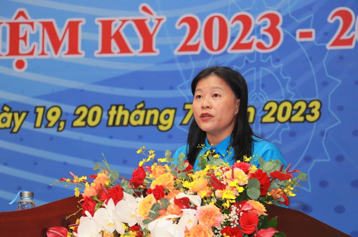 Bà Võ Minh Thanh Tùng tái đắc cử Chủ tịch LĐLĐ TP Thủ Đức - Ảnh 5.