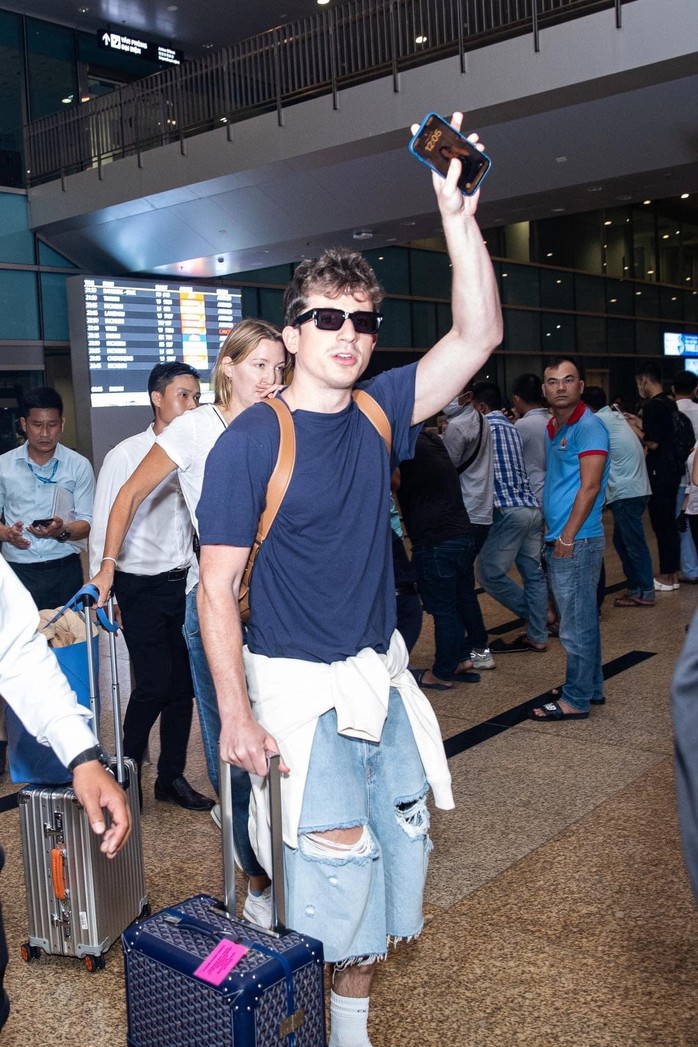 Hé lộ sân khấu tổng duyệt 8Wonder của Charlie Puth và dàn sao Việt trước giờ G - Ảnh 14.