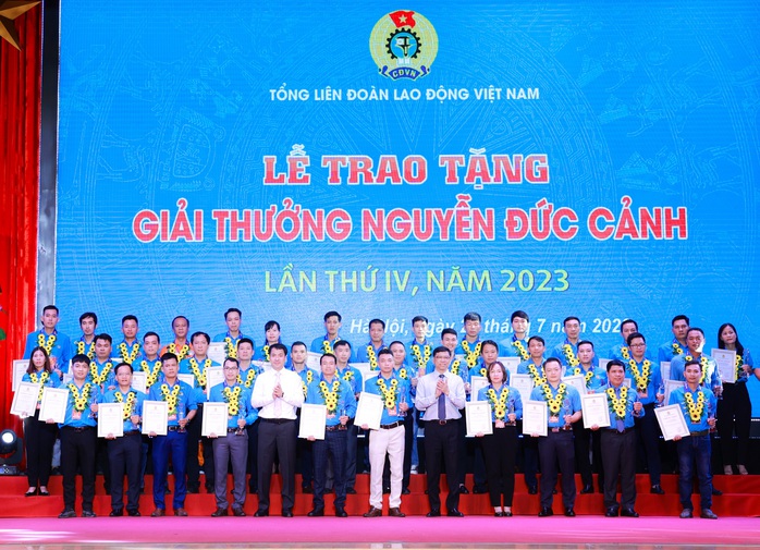 167 công nhân được trao Giải thưởng Nguyễn Đức Cảnh lần thứ IV năm 2023 - Ảnh 4.