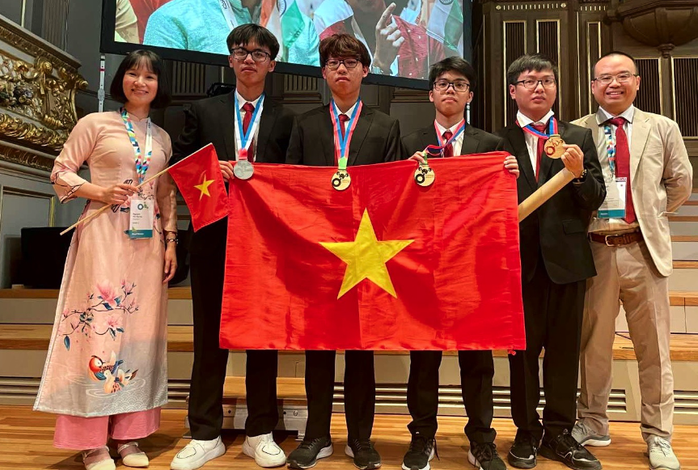 Việt Nam xuất sắc giành 3 huy chương vàng, 1 huy chương bạc Olympic Hóa học Quốc tế - Ảnh 1.