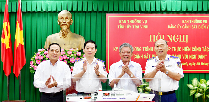 Cảnh sát biển Việt Nam và tỉnh Trà Vinh ký kết thực hiện 5 nội dung lớn - Ảnh 5.