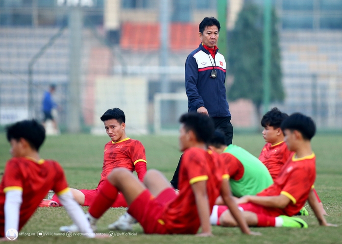 Tuyển U23 Việt Nam triệu tập tiền đạo chơi bóng ở Hàn Quốc - Ảnh 1.