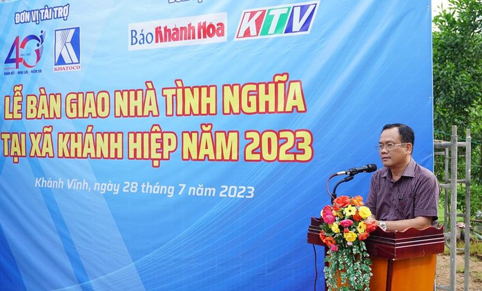 Khatoco bàn giao 4 căn nhà tình nghĩa cho hộ nghèo xã Khánh Hiệp - Ảnh 8. Khatoco bàn giao 4 căn nhà tình nghĩa cho hộ nghèo xã Khánh Hiệp - Ảnh 8.