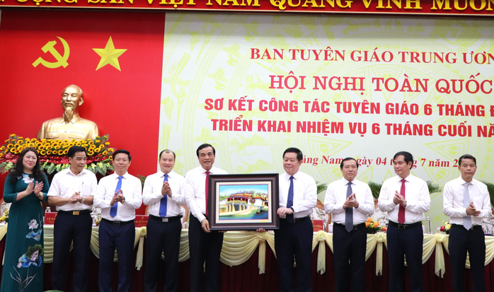 Trưởng Ban Tuyên giáo Trung ương chủ trì hội nghị quan trọng tại Quảng Nam - Ảnh 3.