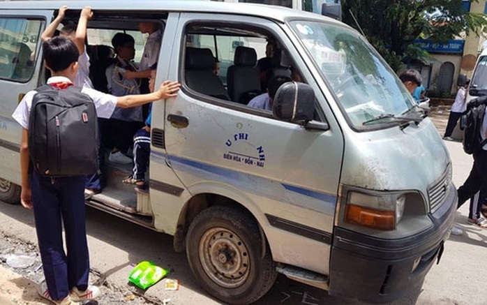 Xe ôtô đưa đón học sinh phải có niên hạn sử dụng không quá 15 năm - Ảnh 1.