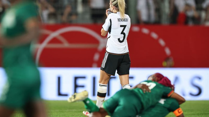 Đội tuyển Đức nói gì sau thất bại trước đội hạng 77 thế giới trước thềm World Cup nữ 2023 - Ảnh 2.