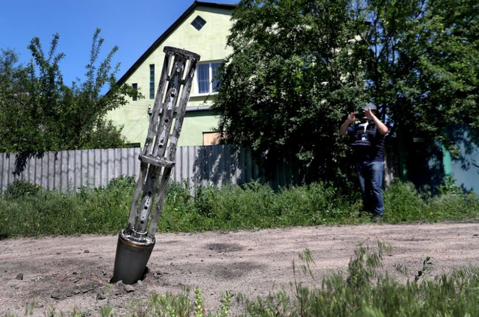 Mỹ nói điều bất ngờ về bom chùm gửi Ukraine - Ảnh 3.