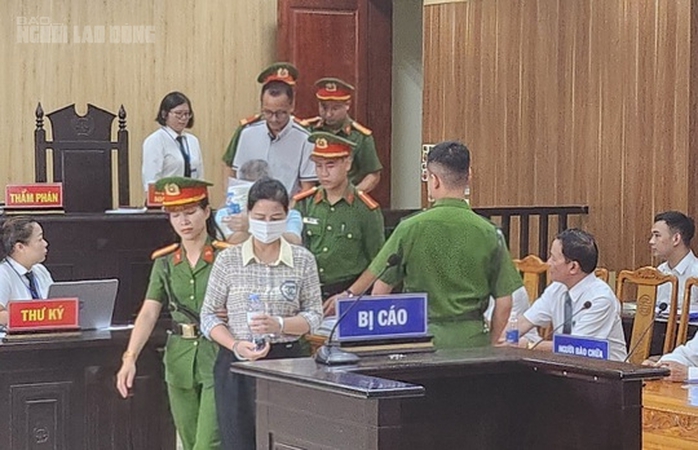 Cựu giám đốc Sở GD-ĐT tỉnh Thanh Hóa Phạm Thị Hằng khai Thiếu hiểu biết và tin tưởng cấp dưới - Ảnh 1.