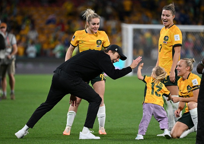 World Cup nữ 2023: HLV tuyển Úc trở thành ứng viên hàng đầu dẫn dắt tuyển nữ Mỹ - Ảnh 4.