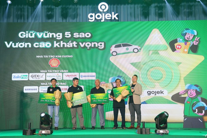 Gojek Việt Nam vinh danh đối tác tài xế nhân dịp sinh nhật 5 tuổi - Ảnh 4. Gojek Việt Nam vinh danh đối tác tài xế nhân dịp sinh nhật 5 tuổi - Ảnh 4.