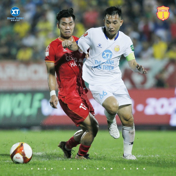Thắng ở phút bù giờ, Công an Hà Nội trở lại ngôi đầu V-League 2023 - Ảnh 4.