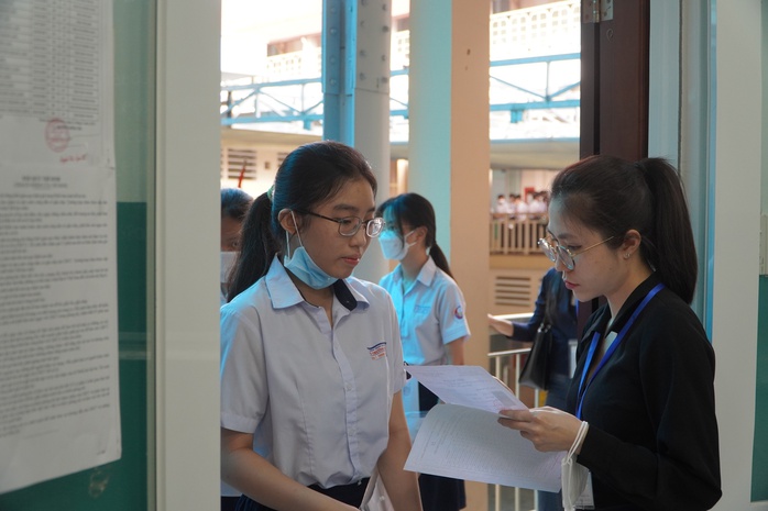 Tuyển sinh lớp 10 năm 2024: Sở GD-ĐT TP HCM ra hướng dẫn ôn thi môn ngữ văn- Ảnh 2.
