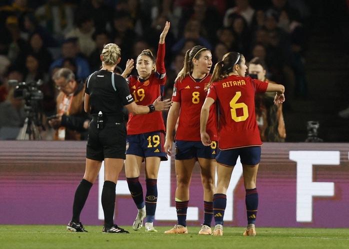 Người hùng trận chung kết World Cup ghi bàn giữa hung tin cha mất - Ảnh 1. Người hùng trận chung kết World Cup ghi bàn giữa tỷ lệ cá cược kèo nhà cái mất - Ảnh 1.