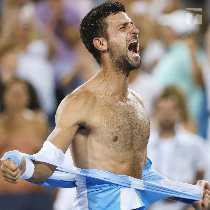 Djokovic ngược dòng đòi nợ Alcaraz, lần thứ 3 vô địch Cincinnati Masters - Ảnh 3.