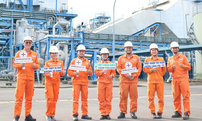 Nhiệt điện Cần Thơ tiết kiệm điện tại nơi làm việc - Ảnh 1. Nhiệt điện Cần Thơ tiết kiệm điện tại nơi làm việc - Ảnh 1.