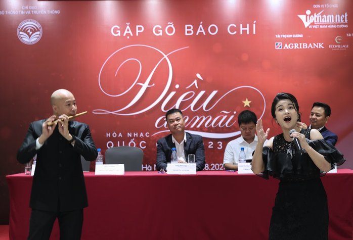 Hòa nhạc Quốc gia Điều còn mãi đúng vào thời khắc Bác Hồ đọc Tuyên ngôn Độc lập - Ảnh 4.