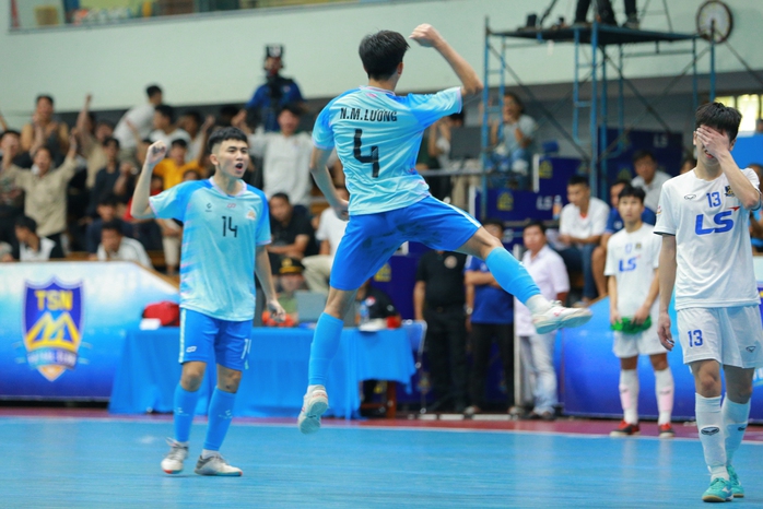 Cao Bằng cùng cựu HLV tuyển futsal Việt Nam vô địch giải U20 Quốc gia 2023 - Ảnh 7.
