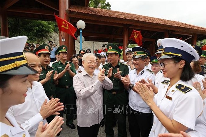 Những hình ảnh Tổng Bí thư Nguyễn Phú Trọng thăm Cửa khẩu Quốc tế Hữu Nghị - Ảnh 2.