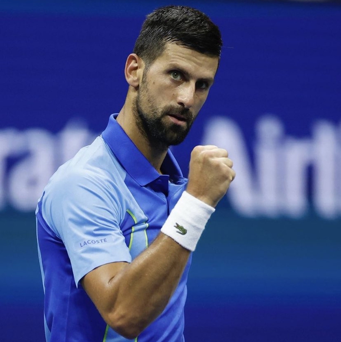 Djokovic vào vòng 3, á quân US Open bị loại trước tay vợt kém hơn 50 bậc - Ảnh 1.
