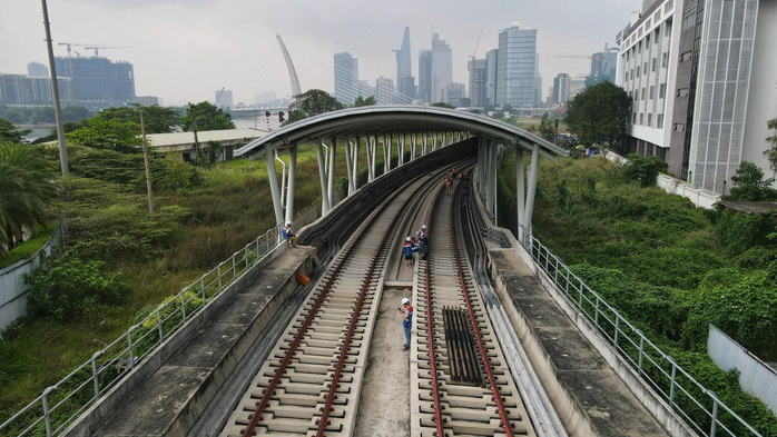 Nhiều bài học từ metro số 1 - Ảnh 1.