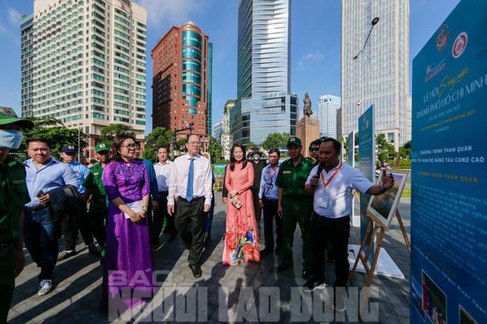 Tưng bừng Lễ hội sông nước lần đầu tiên tổ chức tại TP HCM - Ảnh 4.