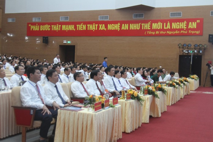 Đối thoại với hơn 1.000 người đứng đầu cấp ủy, chính quyền cơ sở ở Nghệ An - Ảnh 3.