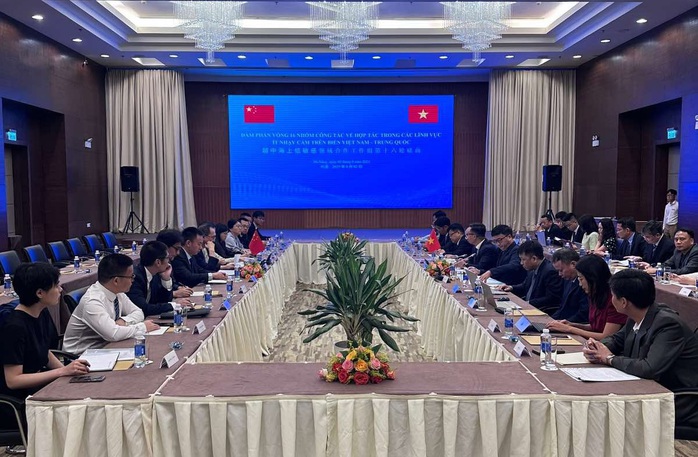 Việt Nam - Trung Quốc đàm phán hợp tác lĩnh vực ít nhạy cảm trên biển - Ảnh 1.