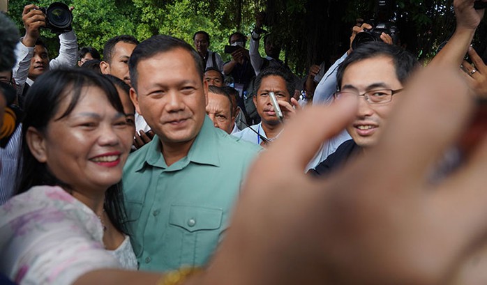 Campuchia chờ thủ tướng mới - Ảnh 1.