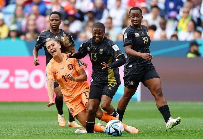 Vòng 1/8 World Cup nữ 2023: Nam Phi không thể tiếp tục tạo nên bất ngờ trước Hà Lan - Ảnh 2.