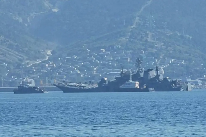 Căng thẳng sau vụ Ukraine tấn công tàu dầu Nga gần Crimea - Ảnh 2.