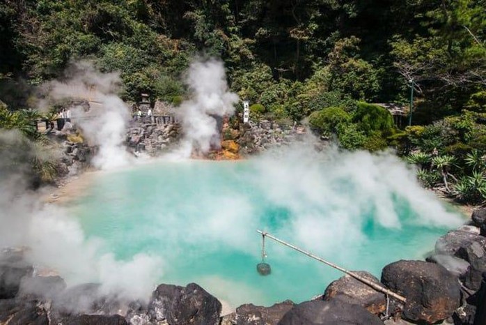 Huyền thoại khoáng nóng Nhật Bản bắt tay nhà sáng lập Ecopark - Ảnh 2. Huyền thoại khoáng nóng Nhật Bản bắt tay nhà sáng lập Ecopark - Ảnh 2.