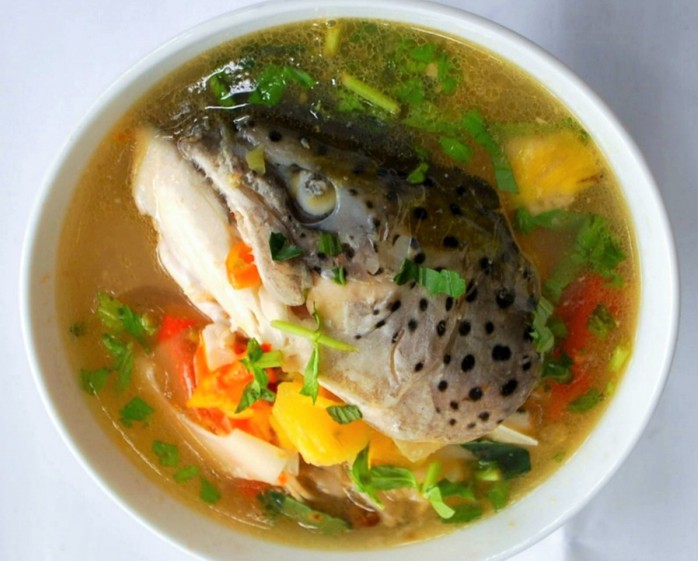 Cuộc thi “Tự hào hàng Việt”: Canh chua đầu cá hồi đậm đà hương vị - Ảnh 1.