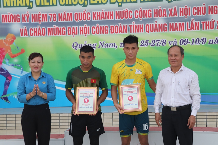 Ngành Xây dựng vô địch giải bóng đá Công đoàn tỉnh Quảng Nam - Ảnh 8.