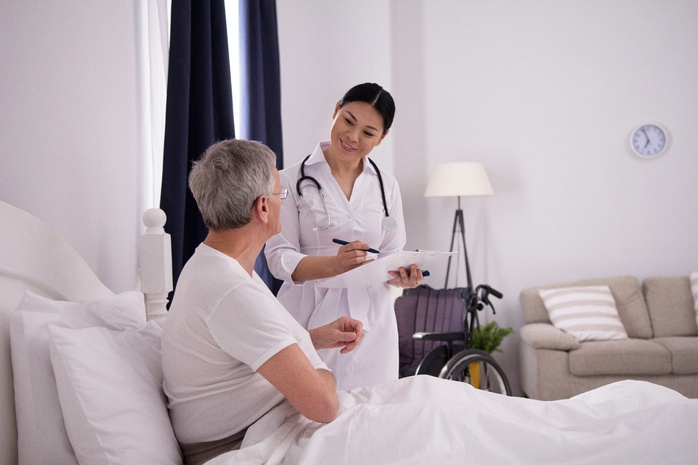 Trường Cao đẳng Đại Việt Sài Gòn tuyển sinh chính quy Cao đẳng Y sỹ đa khoa - Ảnh 1.
