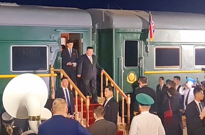 Ông Kim Jong-un được đón tiếp long trọng ở vùng Primorye - Nga - Ảnh 1.