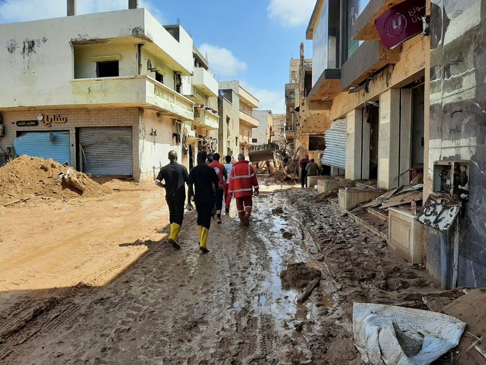 Day dứt từ thảm họa lũ lụt ở Libya - Ảnh 1.