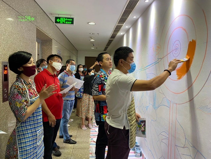 Gắn kết nhân sự đa thế hệ ở tập đoàn đa ngành - Ảnh 2. Gắn kết nhân sự đa thế hệ ở tập đoàn đa ngành - Ảnh 2.