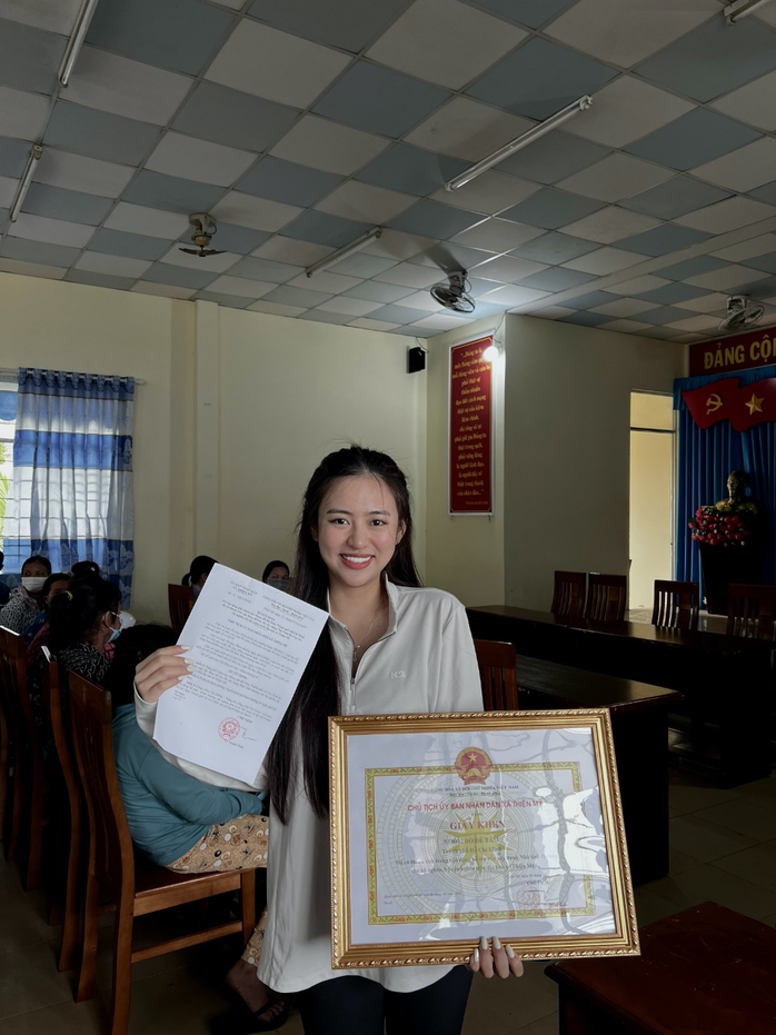 Phương Vy streamer và ước mơ đóng góp tích cực đến cộng đồng - Ảnh 2. Phương Vy streamer và ước mơ đóng góp tích cực đến cộng đồng - Ảnh 2.