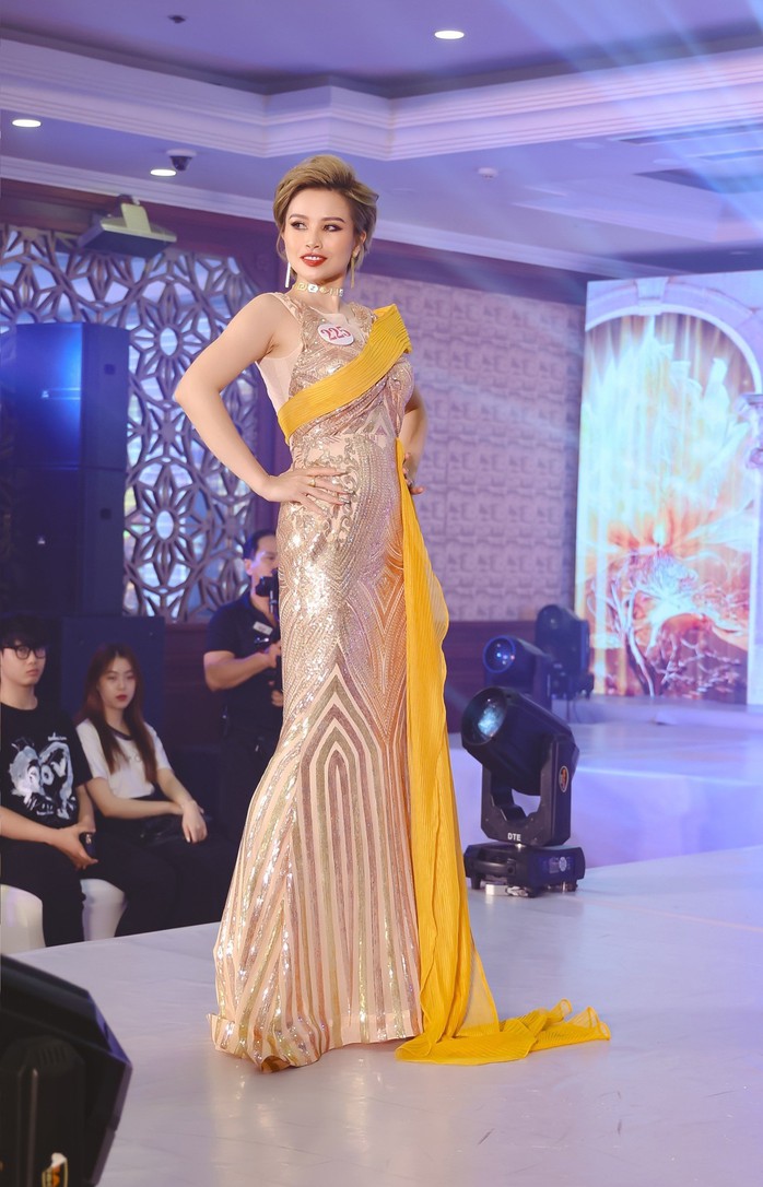 Lộ diện dàn thí sinh vào chung kết của Hoa hậu Doanh nhân Đất Việt 2023 - Ảnh 1.