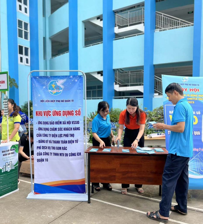 BHXH TP HCM quyết liệt triển khai Đề án 06 - Ảnh 2. BHXH TP HCM quyết liệt triển khai Đề án 06 - Ảnh 2.